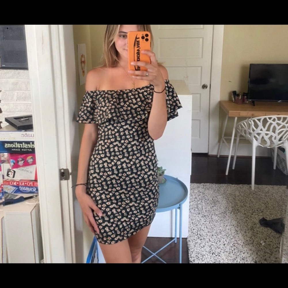 Urban Outfitters body con flower dress